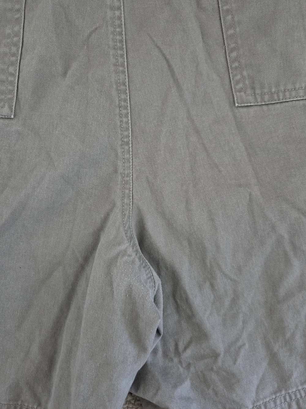 St John's Bay  Light Green Cargo Shorts Men's 42
